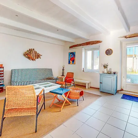 Awesome Home In Saint-Denis-D'Oleron With Wifi Ferienhaus Saint-Denis-dʼOléron